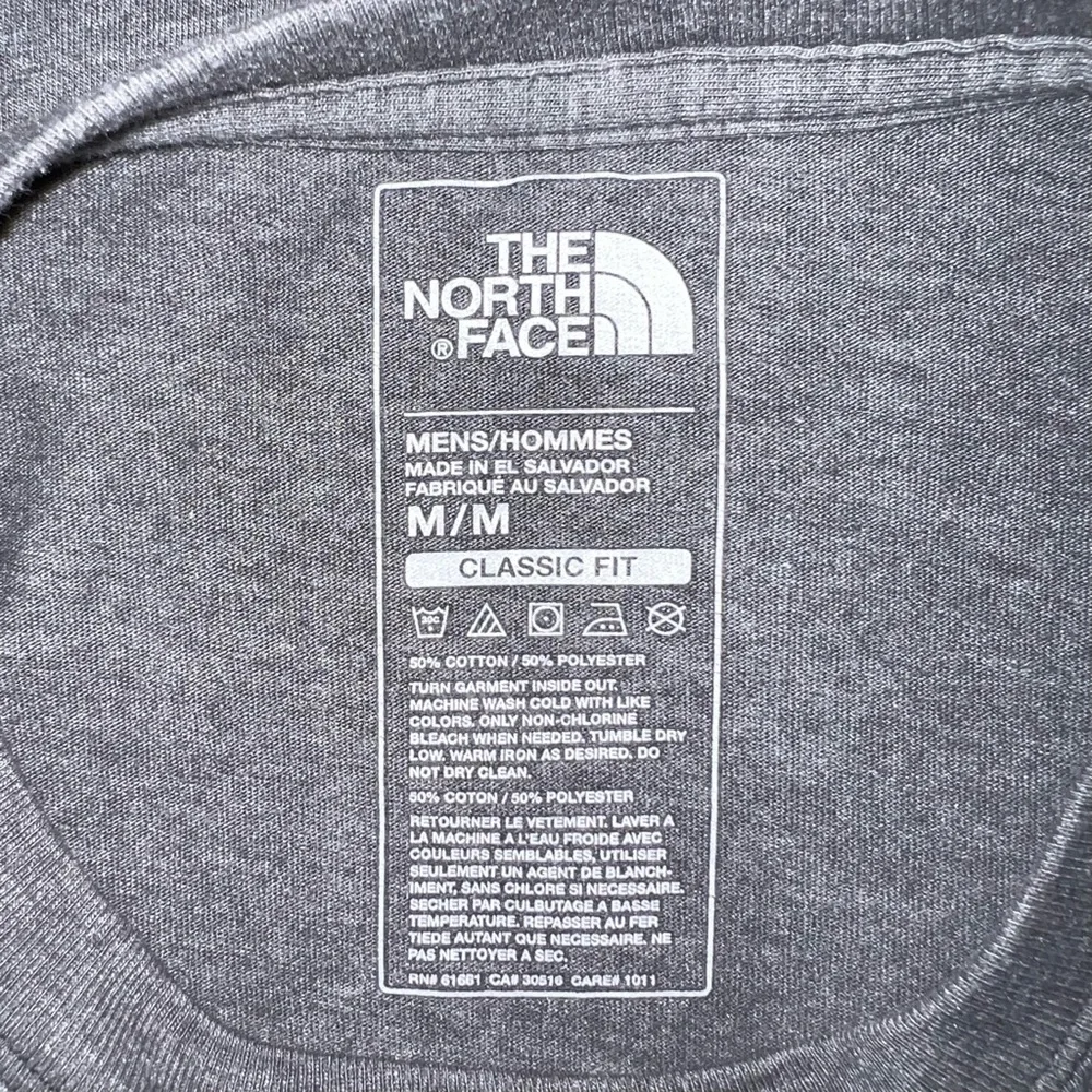 The North Face Men’s Graphic Long Sleeve T Shirt Size M Gray Classic Fit TNF